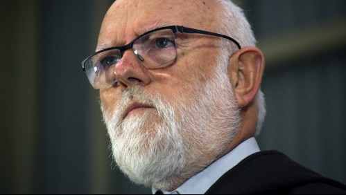 Arzobispo de Santiago da positivo de coronavirus: presenta malestares leves