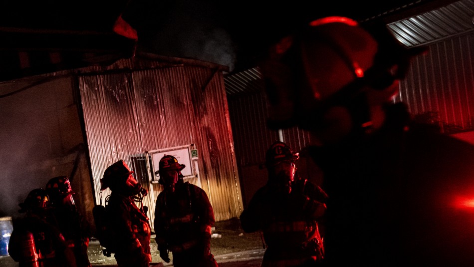Incendio en caballeriza de Colina: Los animales no pudieron escapar Incendio en caballeriza de Colina: Los animales no pudieron escapar