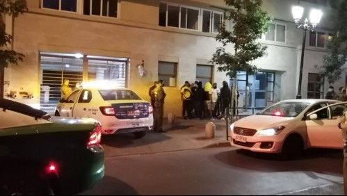 Todos extranjeros: 17 detenidos en otra fiesta clandestina en Santiago Centro