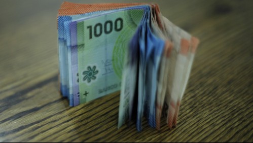 Sueldo mínimo: Comienzan negociaciones entre la CUT y el Ejecutivo por elevar el monto