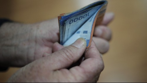 Aumento de $173.500 de sueldo: CUT busca que salario mínimo llegue a los $500 mil