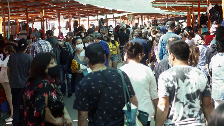 Imagen referencial Cuarentenas: Revisa todas las comunas que permanecen en confinamiento total en Chile