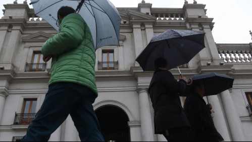 Pronostican lluvia para Santiago: Frente estará acompañado de nieve en sectores cordilleranos