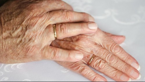 Bono Bodas de Oro: Revisa cómo solicitar el beneficio