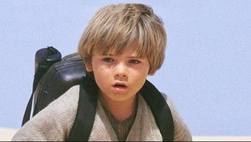 Así luce actualmente el niño que hizo de Anakin en la película Star Wars