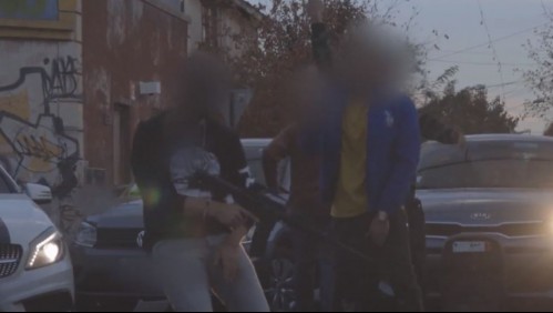 Intimidaban a vecinos con armas: Detienen a 5 sujetos que grababan video de reggaeton