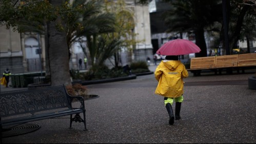 ¿Lloverá en mi comuna?: Revisa dónde caerán precipitaciones en Santiago