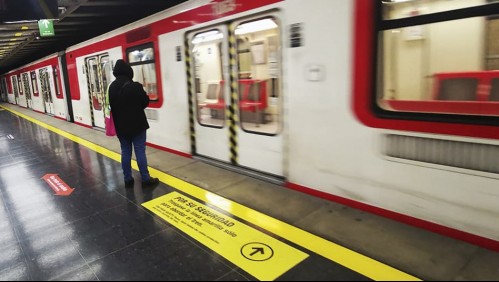 Metro de Santiago suspendió parcialmente su servicio en Línea 5