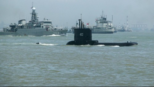 Desaparece submarino de Indonesia con 53 personas a bordo
