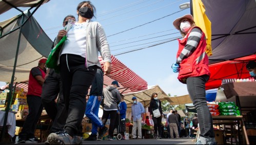 Colmed recomienda no desconfinar la RM: 'Vamos a estar repitiendo un error que ya vimos'
