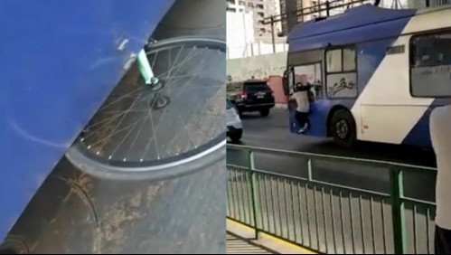 Video registra cómo una micro arrastra la bicicleta de un repartidor en Santiago