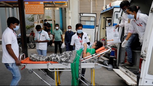 Triste récord en India: Cerca de 350.000 nuevos casos de coronavirus en 24 horas