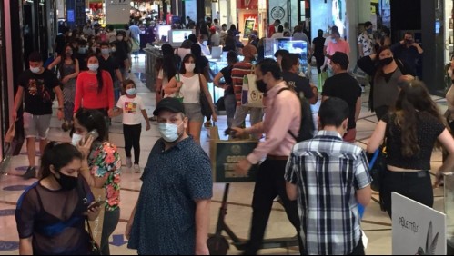 Así funcionarán los malls en las comunas que salieron de Cuarentena
