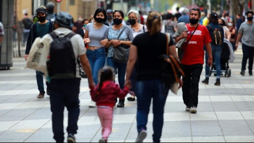 Expertos critican desconfinamiento en la RM: 'Es esperable que haya aumento de la infección'