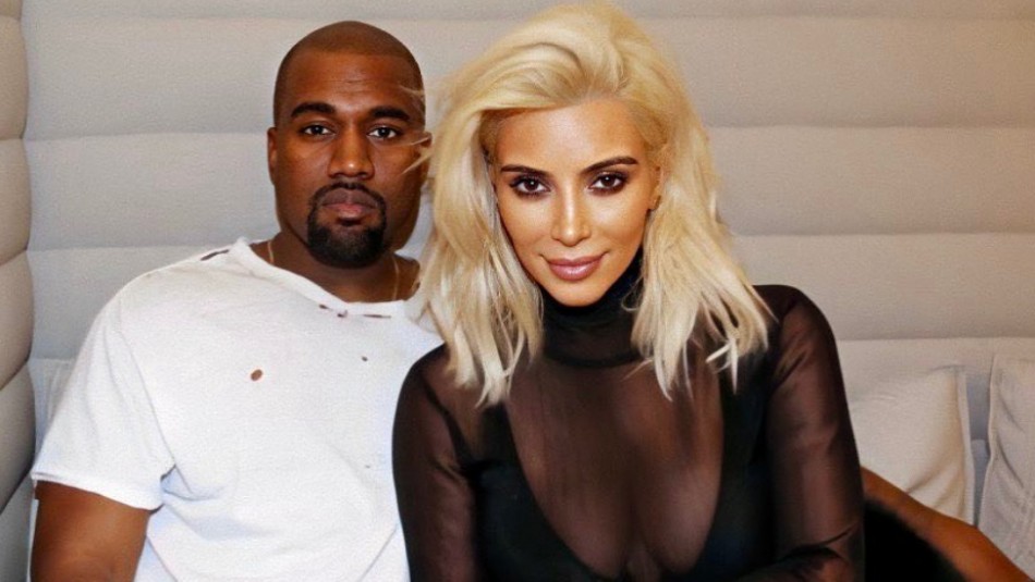 Aunque Kim Kardashian estaría saliendo con otro, Kanye West aún lleva su anillo de bodas Aunque Kim Kardashian estaría saliendo con otro, Kanye West aún lleva su anillo de bodas