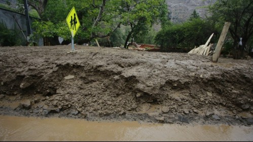 Sistema frontal en zona centro sur: Alertan por posibles aluviones este fin de semana