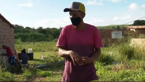 Un agricultor halló un 'tesoro antiguo' al abrir un hoyo en el patio de su casa