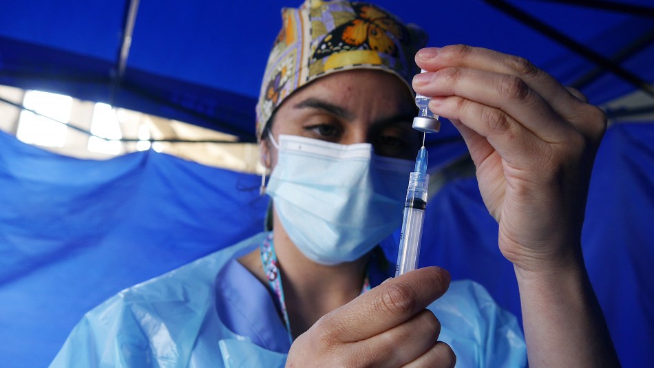 Vacunación contra el coronavirus: Personas entre 44 y 40 años recibirán dosis la próxima semana Vacunación contra el coronavirus: Personas entre 44 y 40 años recibirán dosis la próxima semana