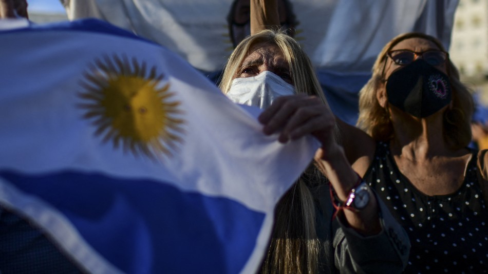 Argentina supera los 3 millones de contagios por covid-19: registraron 11.394 casos diarios Argentina supera los 3 millones de contagios por covid-19: registraron 11.394 casos diarios