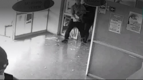 Video muestra a paciente realizando destrozos en hospital de Talagante