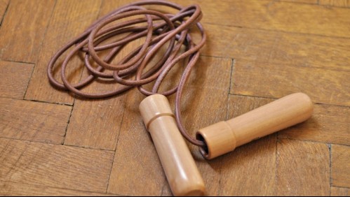 Muere niño de seis años al enredarse con una cuerda mientras jugaba en su casa