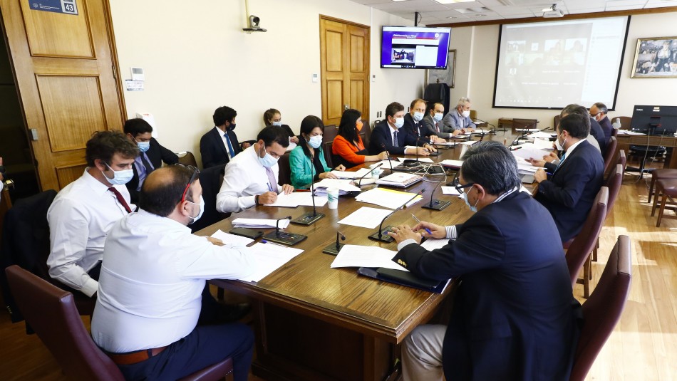 bono-200-mil Bono de $200 mil: Comisión de Hacienda despacha proyecto a la Sala de la Cámara de Diputados
