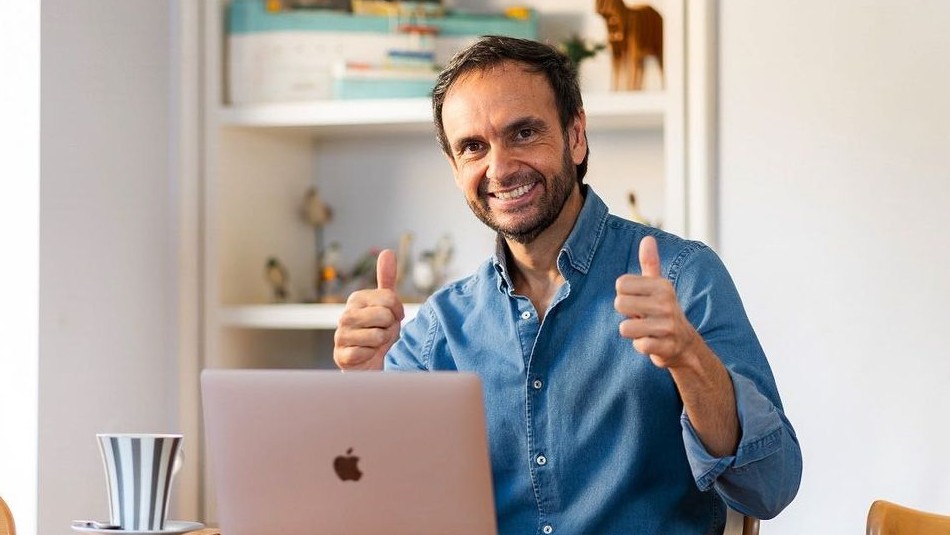 Rodrigo Sepúlveda como Rodrigo Sepúlveda como
