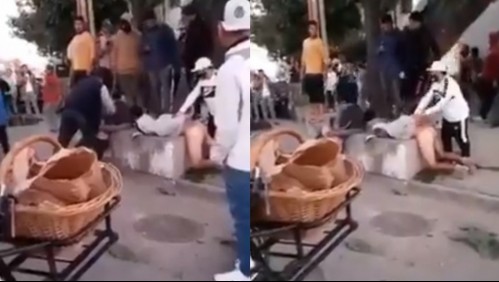 Transeúntes atan y desnudan a motochorros que habían atacado a mujer embarazada en Argentina