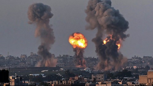 Enfrentamientos entre Israel y palestinos dejan al menos 70 muertos