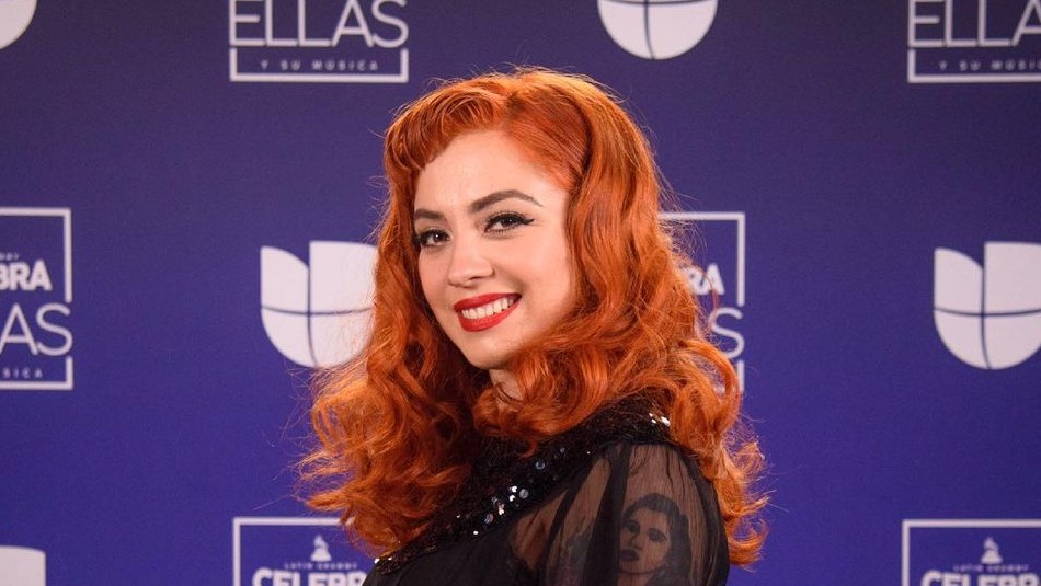 mon-laferte Mon Laferte