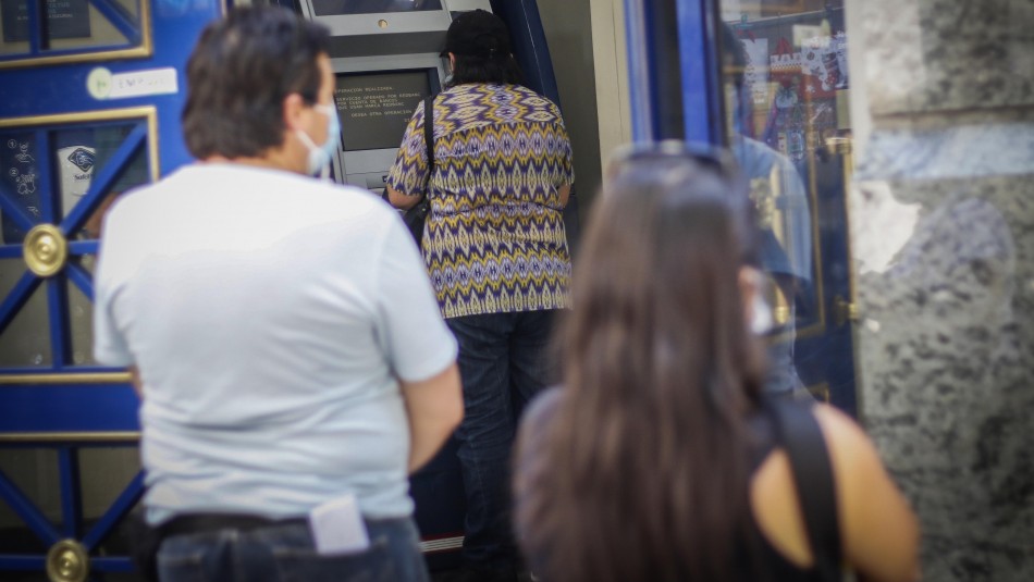 renta-basica-universal Propuesta de la oposición con renta básica desde $229 mil cuesta 17.600 millones de dólares