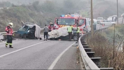 Fatal accidente: Dos personas fallecieron tras colisión en carretera cercana a Curicó