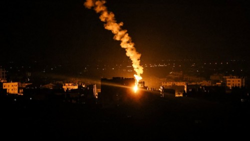 Israel bombardea Gaza y mata al menos 42 palestinos, la cifra más alta de víctimas en un día