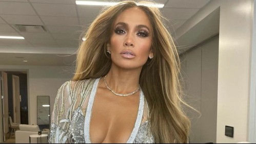 Jennifer Lopez reaparece y enamora a sus fans con un nuevo look tendencia de este 2021