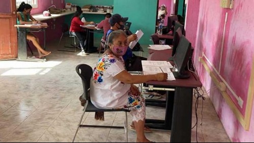 Abuelita presenta su último examen para aprobar la primaria a los 71 años: Se hace viral