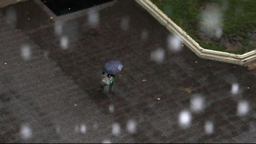 [VIDEOS] Reportan caída de granizos en distintas comunas de Santiago