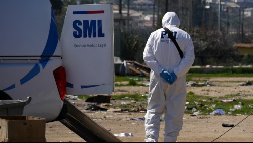 Encuentran cadáver de mujer al interior de casa okupa en Valparaíso