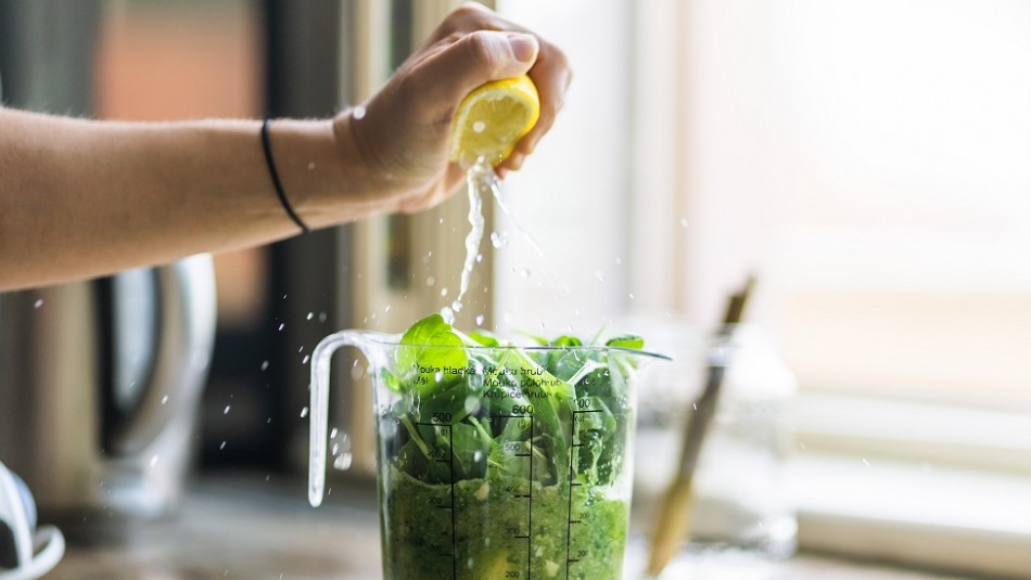 Limpia y desintoxica tu hígado: Prueba los beneficios de estas 4 bebidas caseras y naturales Limpia y desintoxica tu hígado: Prueba los beneficios de estas 4 bebidas caseras y naturales