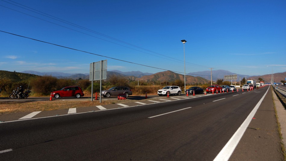 Más de 108 mil vehículos han salido desde la RM: 1.659 autos fueron retornados Más de 108 mil vehículos han salido desde la RM: 1.659 autos fueron retornados