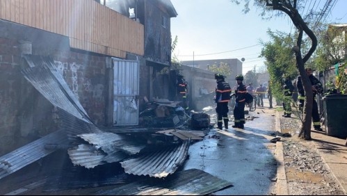Incendio en Peñalolén: Fiscal confirma que cuatro fallecidos correspondían a una familia