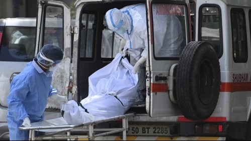 El 'hongo negro': La enfermedad que afecta a muchos convalecientes del coronavirus en India