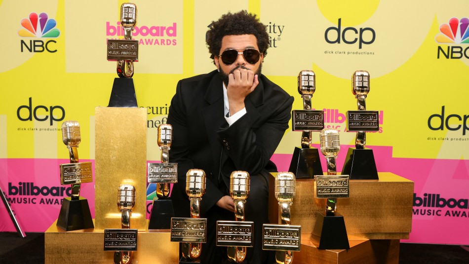 The Weeknd ganó 10 premios en la nueva edición de los Billboard Music Awards The Weeknd ganó 10 premios en la nueva edición de los Billboard Music Awards