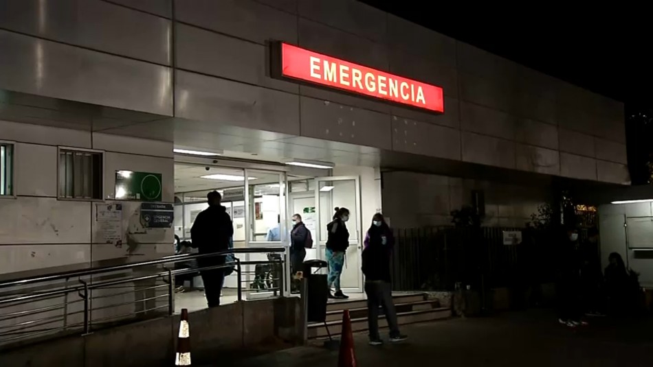 Hospital del Salvador descarta colapso en urgencia: Hospital del Salvador descarta colapso en urgencia: