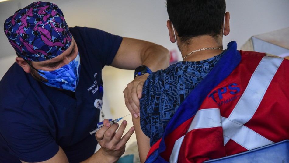 permiso-vacunacion Cámara despacha a ley permiso de medio día para vacunación de trabajadores.