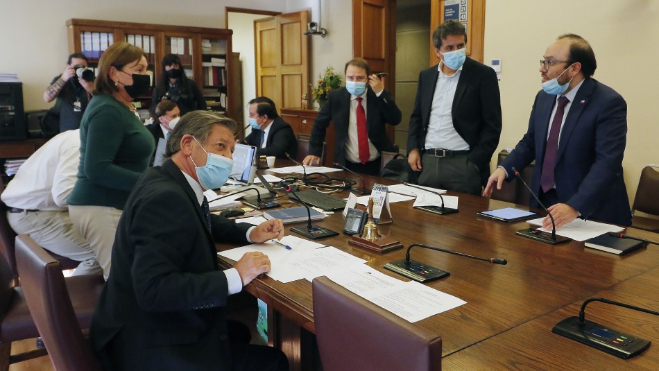 salario-minimo Comisión de Hacienda rechaza el monto del reajuste al salario mínimo propuesto por el Gobierno.