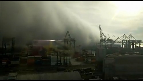 'Tsunami de nubes' en San Antonio provocó cambios meteorológicos en Santiago y Valparaíso