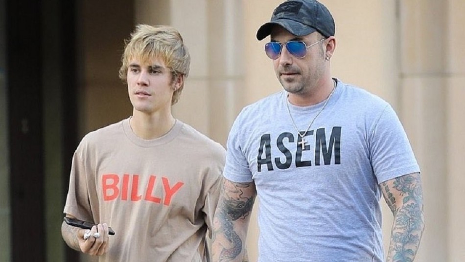 El papá de Justin Bieber muestra sus músculos en Instagram y usa los pantalones como su hijo El papá de Justin Bieber muestra sus músculos en Instagram y usa los pantalones como su hijo