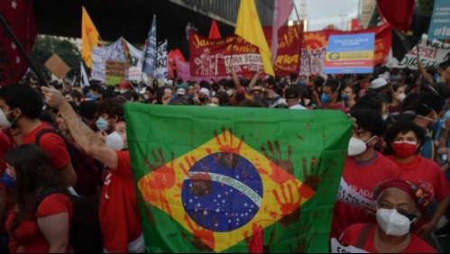 Multitudinarias protestas en todo Brasil por el manejo de la pandemia de Jair Bolsonaro