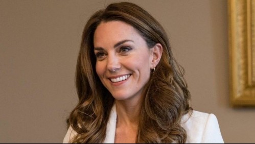 Kate Middleton se vacuna como una 'plebeya': En jeans, sin peinado, ni maquillaje