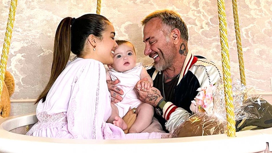 Gianluca Vacchi y Sharon Fonseca se transforman en Ken y Barbie en un divertido video Gianluca Vacchi y Sharon Fonseca se transforman en Ken y Barbie en un divertido video